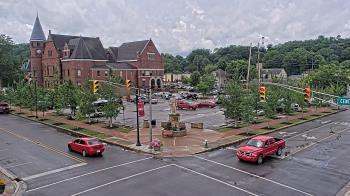 Weather camera view of City of Connersville.